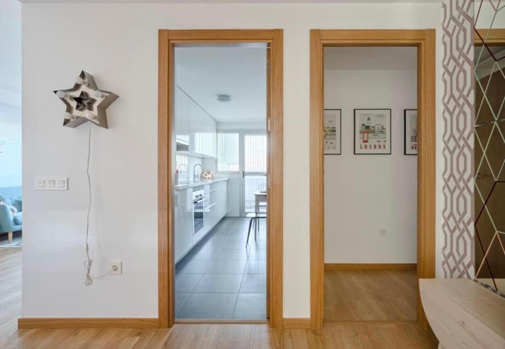 Appartement Two Bedrooms Next To The Beach&miramar Shopping Center-swimming Pool-parking
